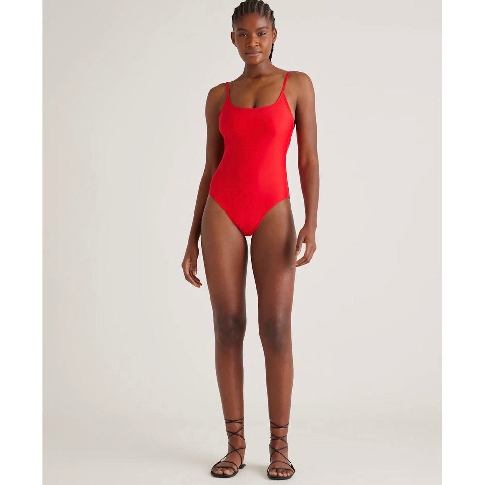 NWT Quince Red One Piece Swimsuit Size Small Adjustable Straps Shelf Bra